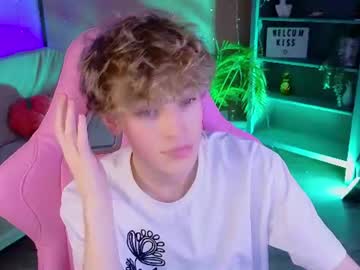 curly_twinkboy