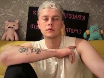 danny_love01