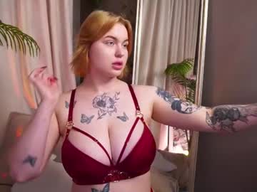 naomi_hotterr