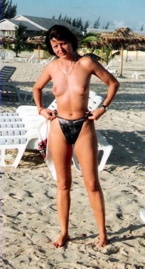 Flat / small Tits / K(l)eine Titten — 39
