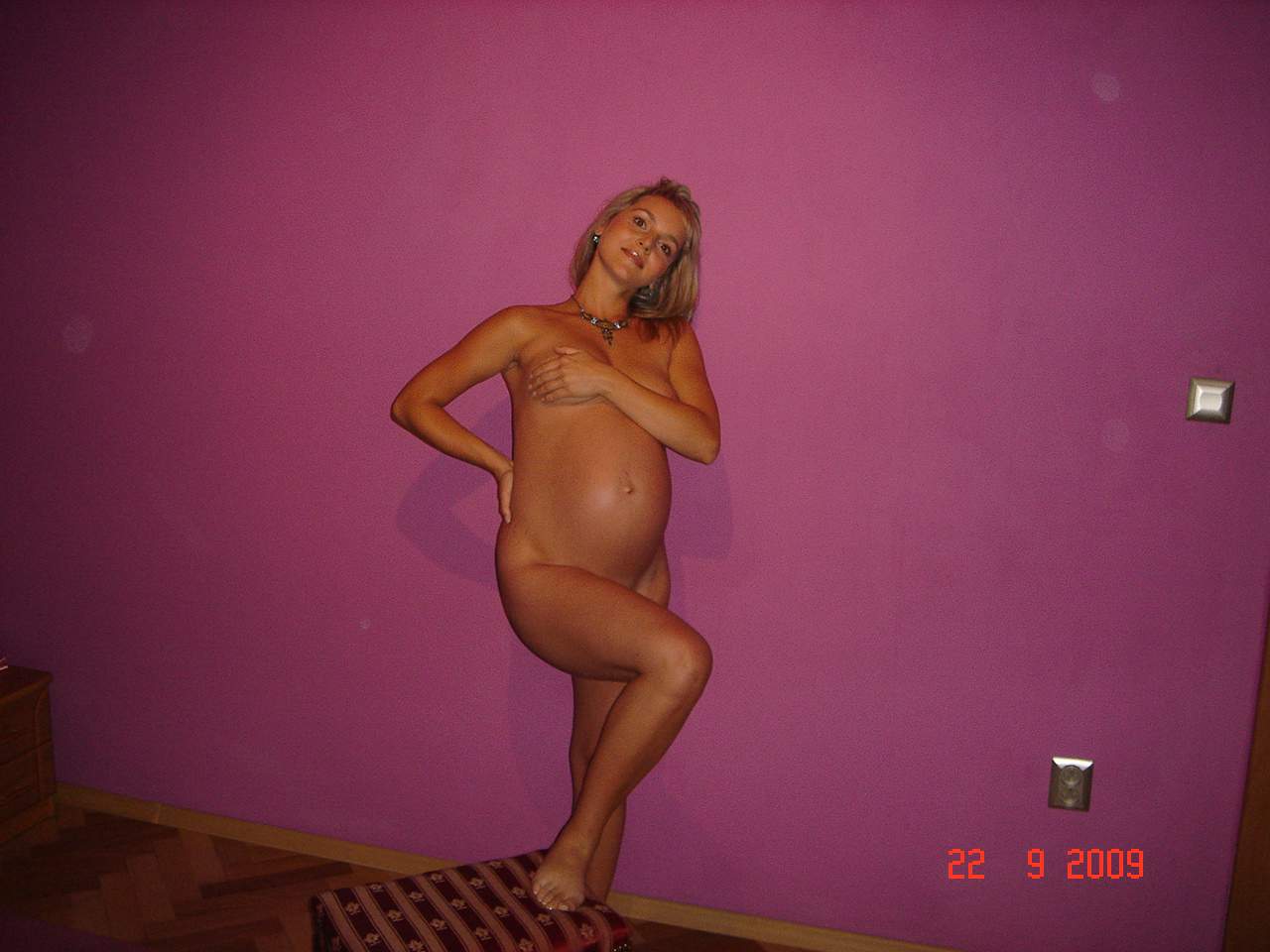 Blonde Czech preggo — 9
