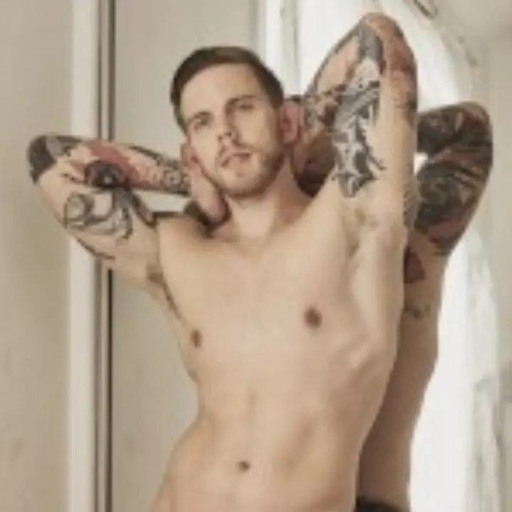 Selfies — 8